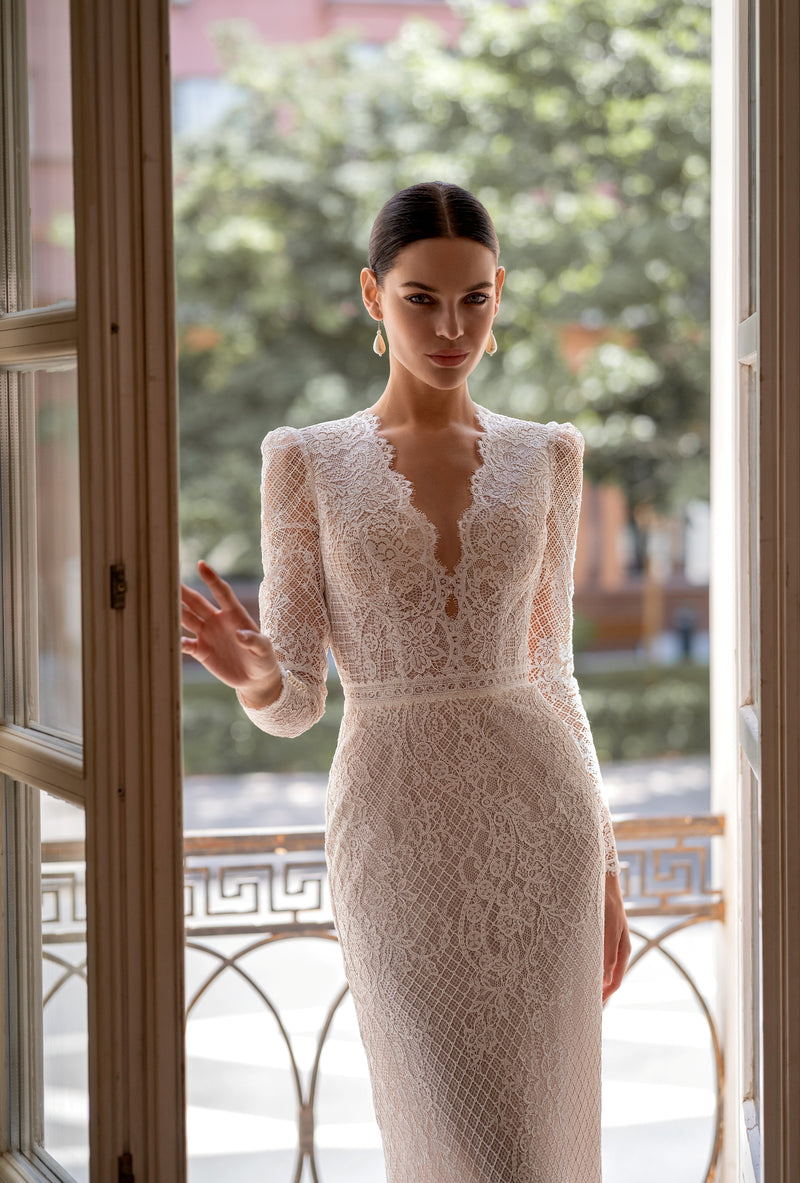 Long Sleeve Mermaid Lace Wedding Dress with Removable Train