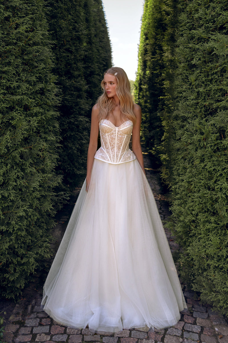 Sweetheart Lace Corset A-Line Wedding Dress