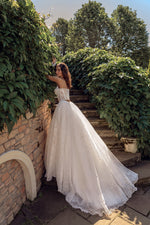 Strapless A-Line Organza Wedding Dress