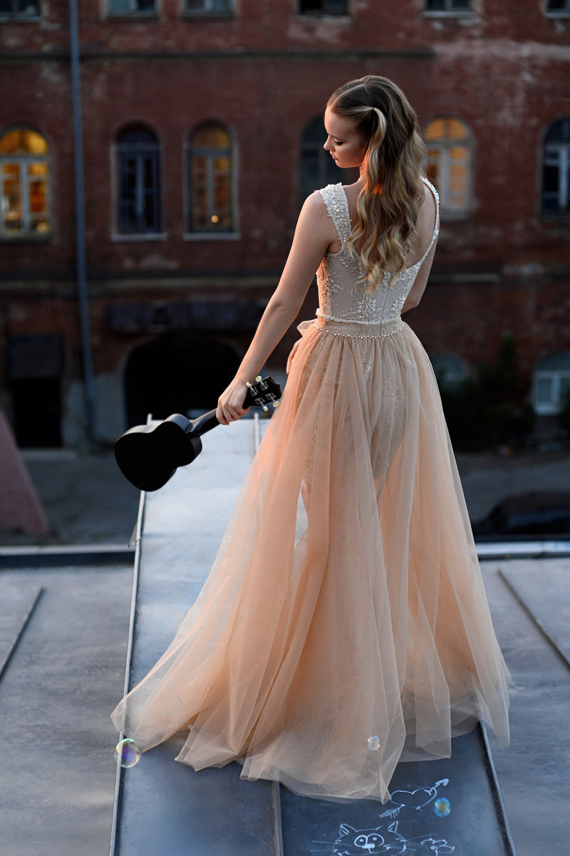 Exquisite Mini Evening Dress with Removable Tulle Train