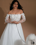 Off-The-Shoulder 3D Lace A-Line Tulle Wedding Dress