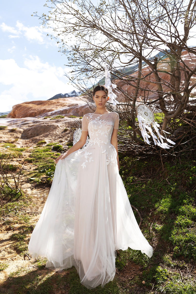 Long Sleeve A-Line Boho Plus Size Wedding Dress – HAREM's Brides